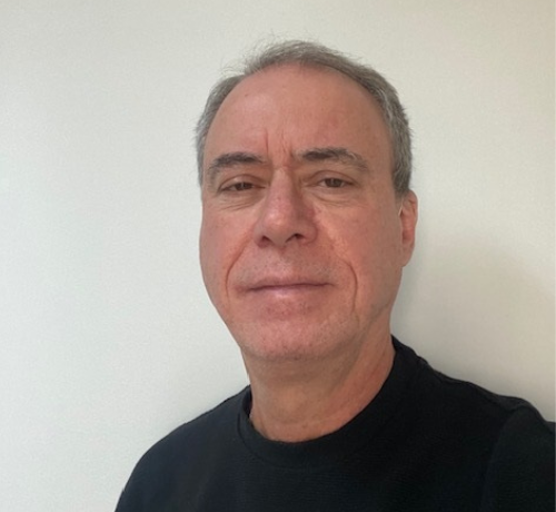 Luis Génova